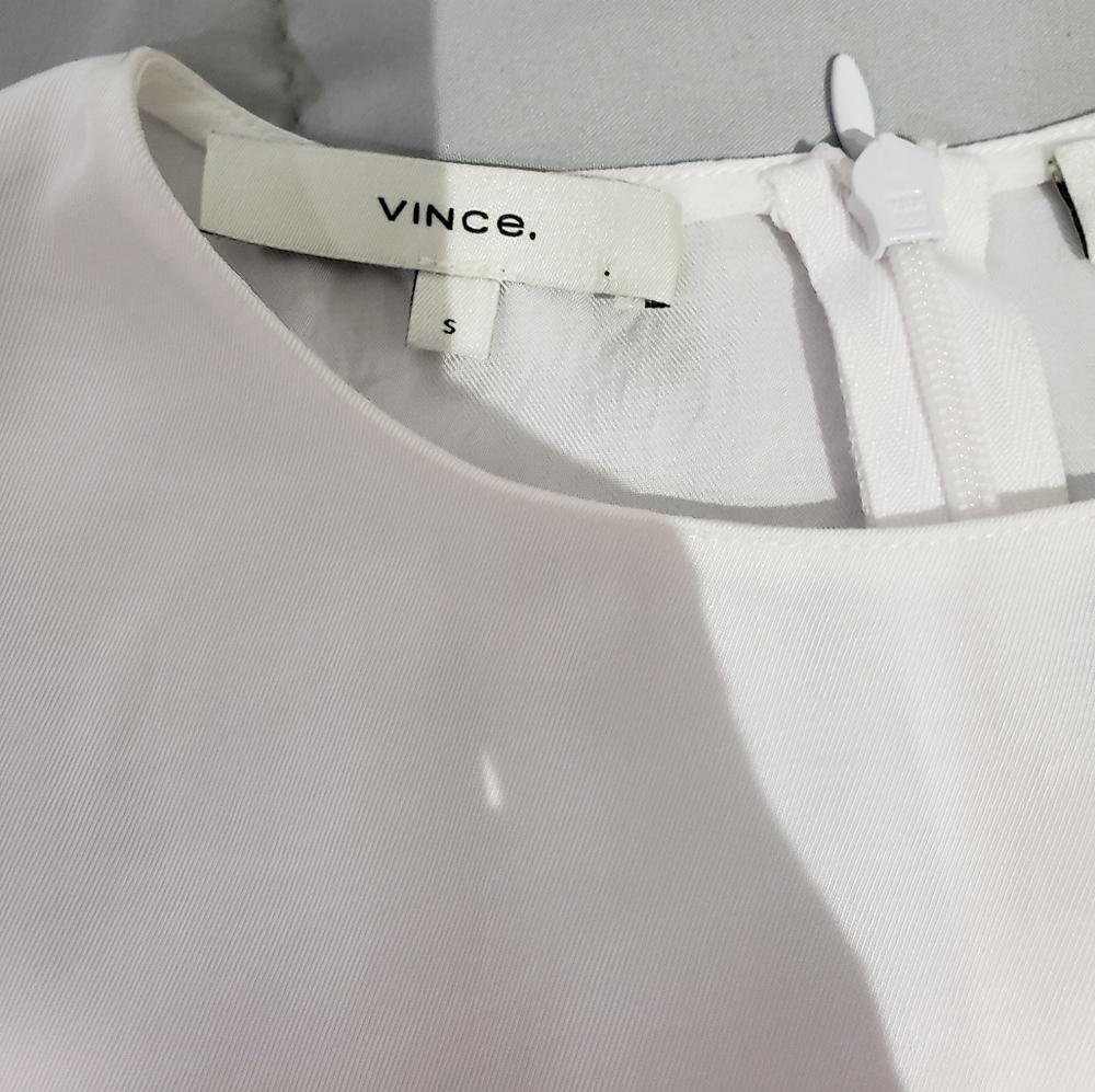 VINCE White Crinkled Drape Twill Relaxed-Fit Short Sleeve Top Size Small - Picture 8 of 8